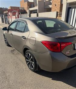 تۆیۆتا کۆرۆلا